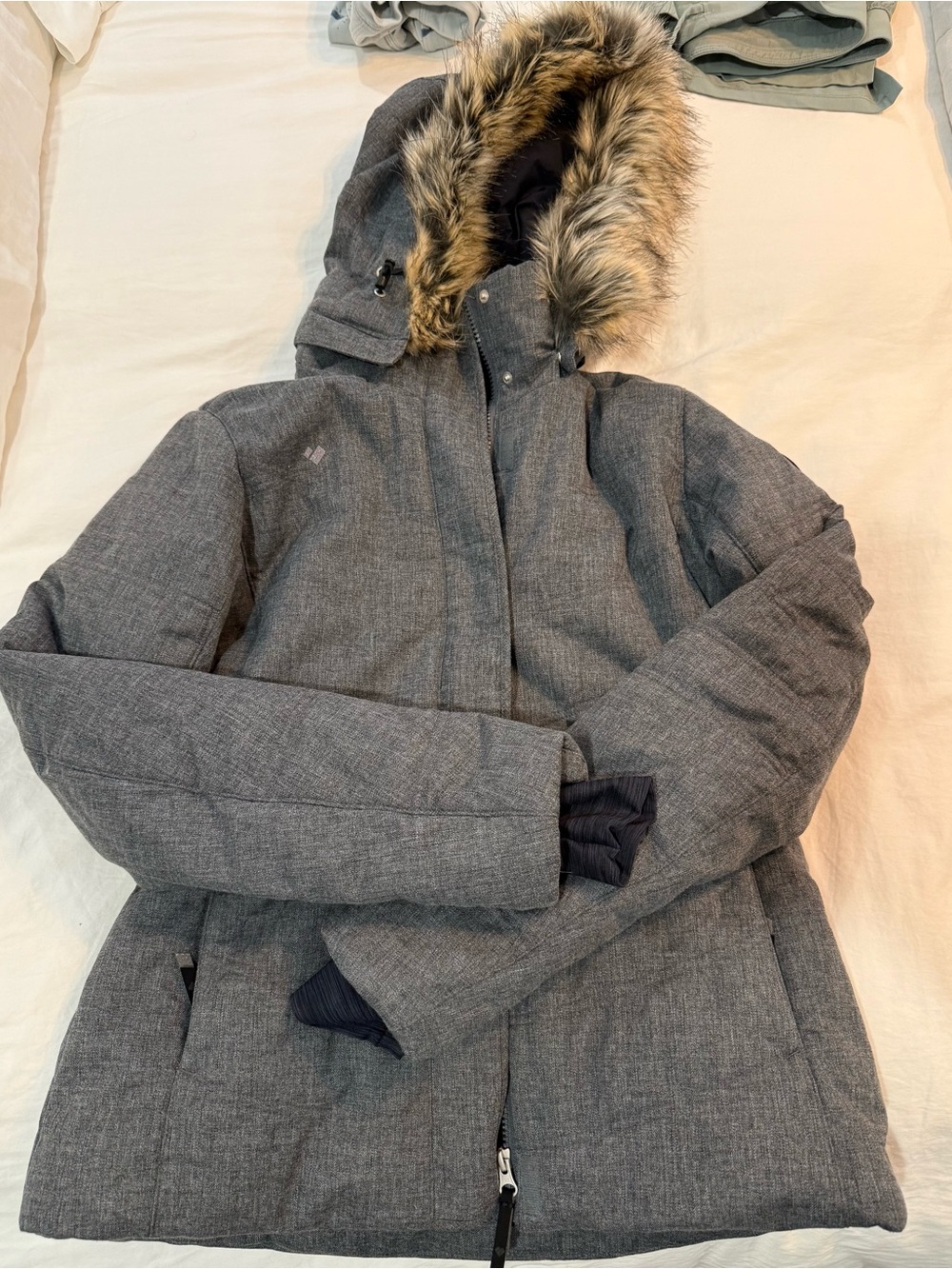 Women’s Obermeyer Ski Jacket Size 6